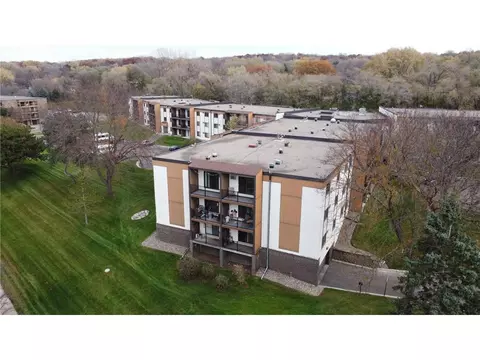 401 E Burnsville Pkwy #140, Burnsville, MN 55337