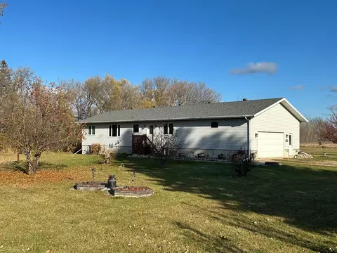 30468 600th Ave, Warroad, MN 56763