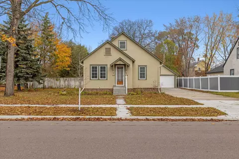 509 School St, Anoka, MN 55303
