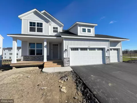 16267 Fairoaks Ave N, Hugo, MN 55038