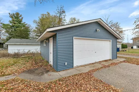 1326 9th Ave SE, Saint Cloud, MN 56304 photo 2