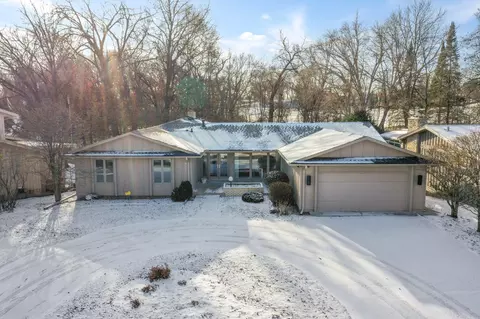 8727 Westmoreland Ln, Saint Louis Park, MN 55426