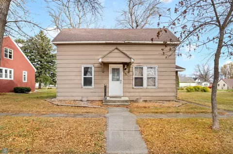 545 5th St, Wyndmere, ND 58081