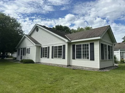 11816 37th St NE, Saint Michael, MN 55376