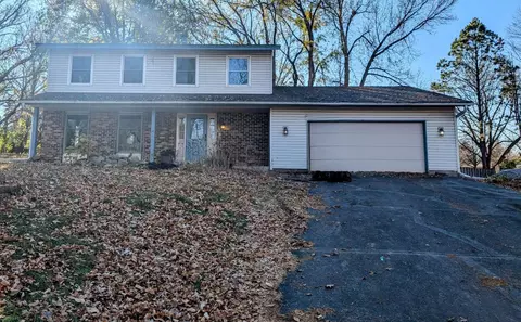 12695 Tussock Ct, Eden Prairie, MN 55344