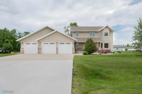 1023 Sugar Dr, Argusville, ND 58005