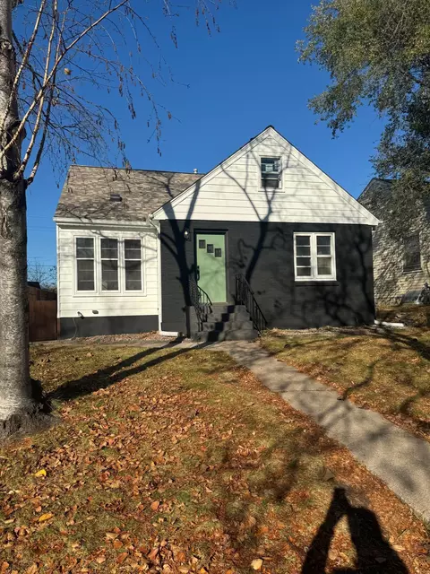 1501 Margaret St, Saint Paul, MN 55106
