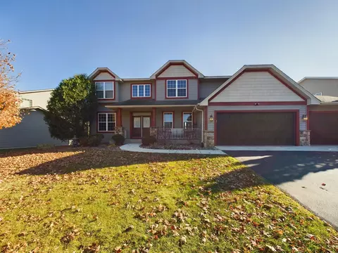 6382 Urbandale Ln N, Maple Grove, MN 55311