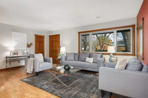 701 Summit Ave, Saint Paul Park, MN 55071