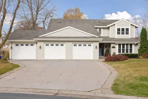 1309 Nursery Hill Ct, Arden Hills, MN 55112
