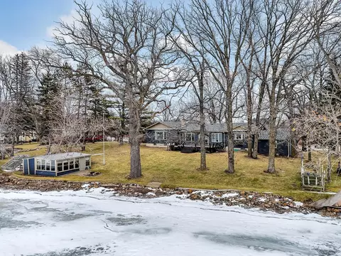 51160 Bayview Ave, Rush City, MN 55069