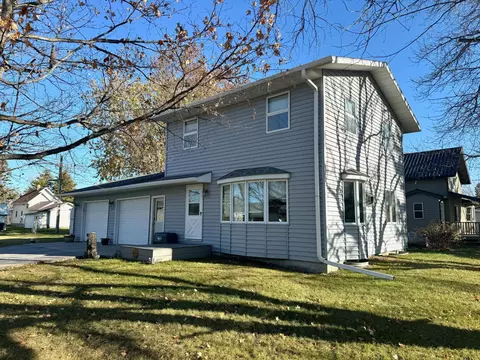 311 Saint Marys Ave SW, Red Lake Falls, MN 56750