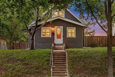 3323 Girard Ave N, Minneapolis, MN 55412