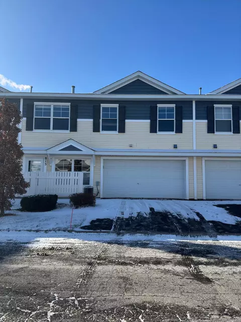 815 Dailey Pl, River Falls, WI 54022