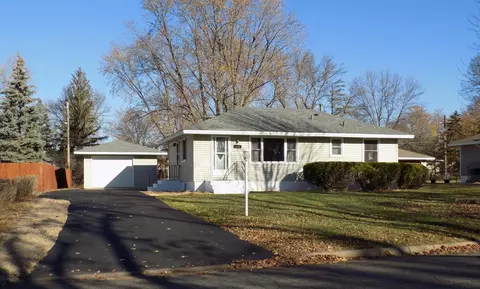 543 113th Ln NW, Coon Rapids, MN 55448