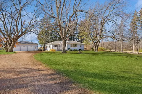1311 9th St, Howard Lake, MN 55349