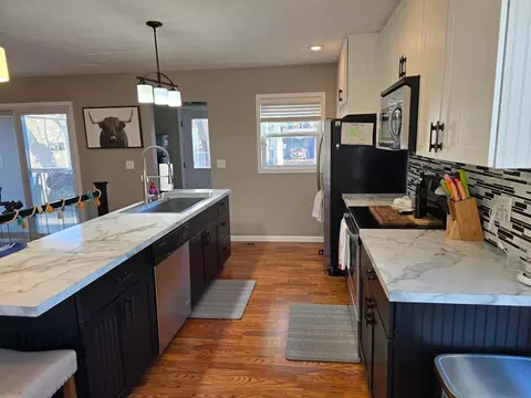 302 E 2nd St, Morris, MN 56267 photo 3