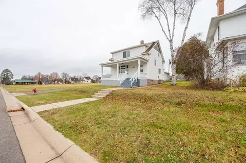 300 4th Ave N, Biwabik, MN 55708