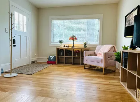 1306 Bayard Ave, Saint Paul, MN 55116