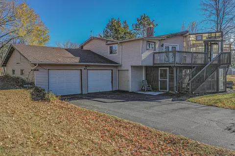 1715 Maple Dr SE, Alexandria, MN 56308