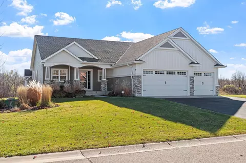 1441 Overlook Dr, Elko New Market, MN 55054