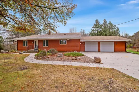 8351 140th St N, Hugo, MN 55038
