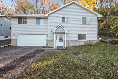 3044 Grimes Ave N, Robbinsdale, MN 55422