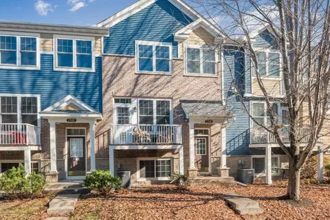 17125 72nd Ave N #4502, Maple Grove, MN 55311