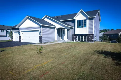 25429 12th St W, Zimmerman, MN 55398