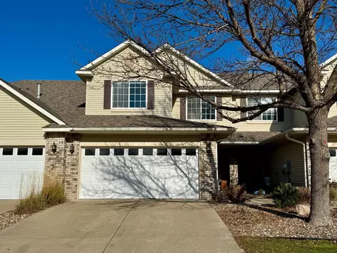 1815 Sunset Dr, Northfield, MN 55057