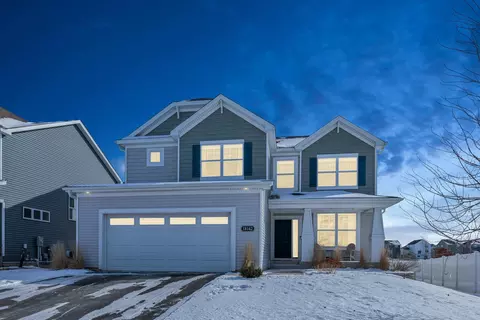 18142 Gladstone Trl, Lakeville, MN 55044