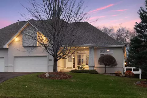 2358 Abbey Pt, Shakopee, MN 55379