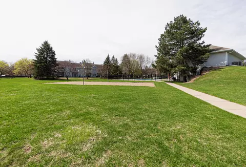 3572 Blue Jay Way #202, Eagan, MN 55123 photo 15