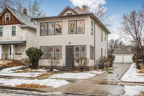 1317 Englewood Ave, Saint Paul, MN 55104
