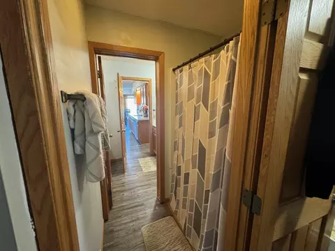 655 E Isle St, Isle, MN 56342 photo 21