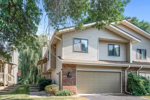 7076 Unity Ave N, Brooklyn Center, MN 55429