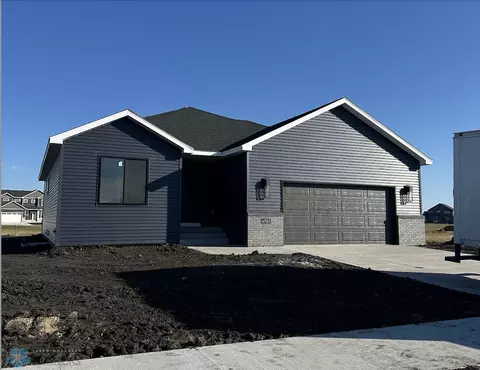 4705 Hampton Loop S, Moorhead, MN 56560 photo 1