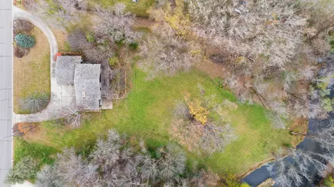 1241 Southview Dr, Hastings, MN 55033