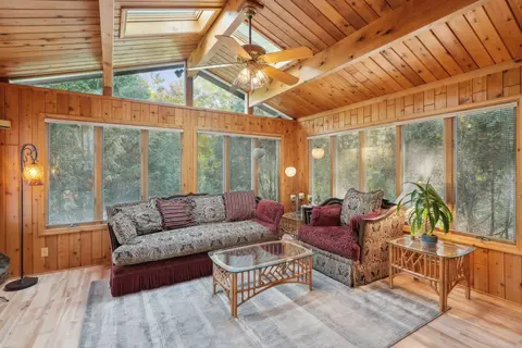 1940 Hunter Ln, Mendota Heights, MN 55118