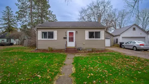 310 14th Ave W, Menomonie, WI 54751