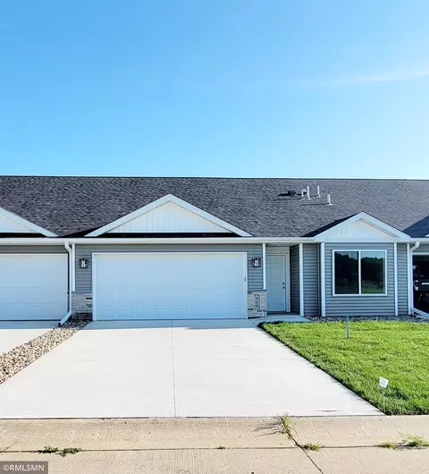 908 Katelyn Cir, Montgomery, MN 56069