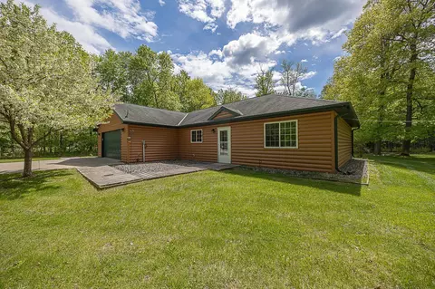2359 Webb Forest Ct NW, Hackensack, MN 56452