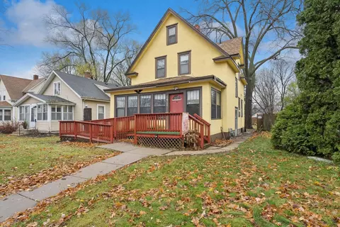 3124 30th Ave S, Minneapolis, MN 55406