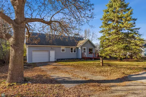 2062 2nd St, Lake Park, MN 56554