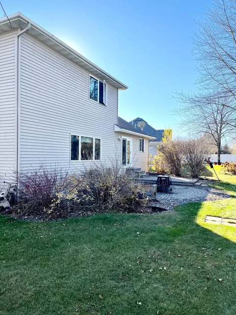 1313 Glasgow Rd, Saint Cloud, MN 56303 photo 32