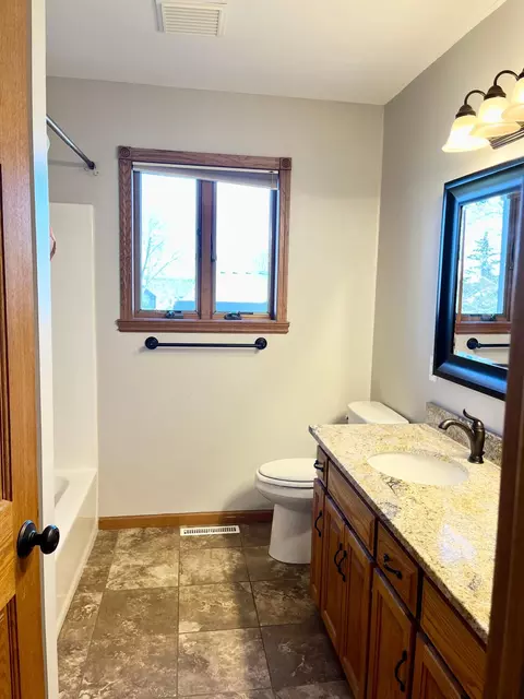 1313 Glasgow Rd, Saint Cloud, MN 56303 photo 24