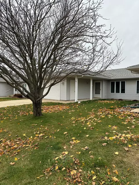 714 Memorial Dr, Spring Valley, MN 55975 photo 2