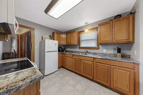 853 9th St SW, Faribault, MN 55021 photo 13