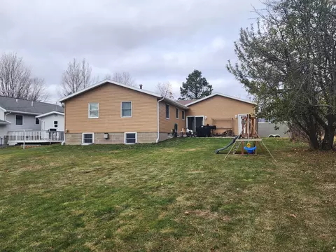 415 1st Ave SE, Plainview, MN 55964 photo 7