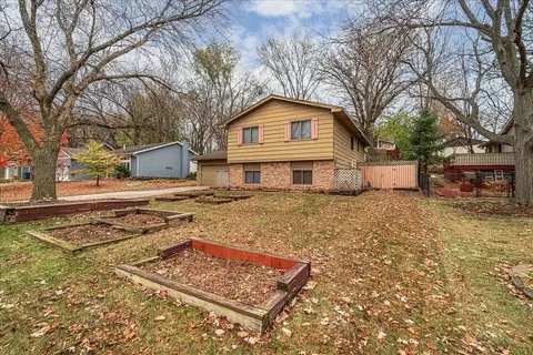 7201 122nd Ave N, Champlin, MN 55316